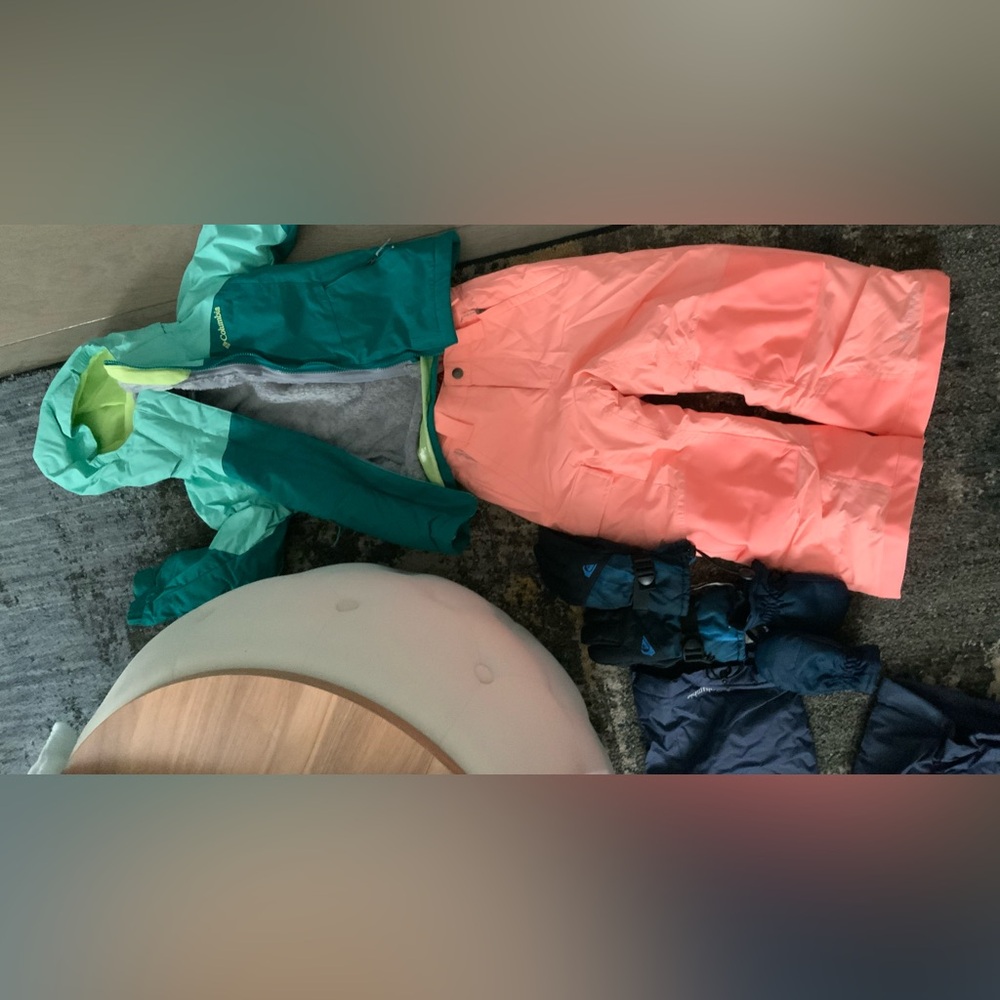 Columbia Kids/girls bugaboo snow jacket and pants